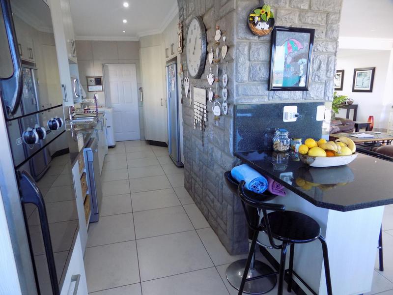 4 Bedroom Property for Sale in Monte Christo Western Cape